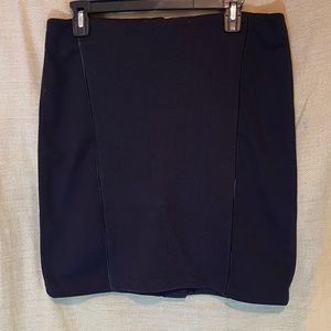 laundry by shelli segal A- Line Black skirt Size 6